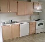 INNER CITY - 1 BEDROOM + DEN/OFFICE