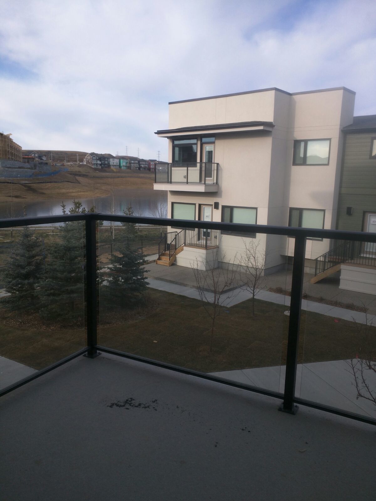 Calgary 3 bedrooms Townhouse for rent. Property photo: 416693-1