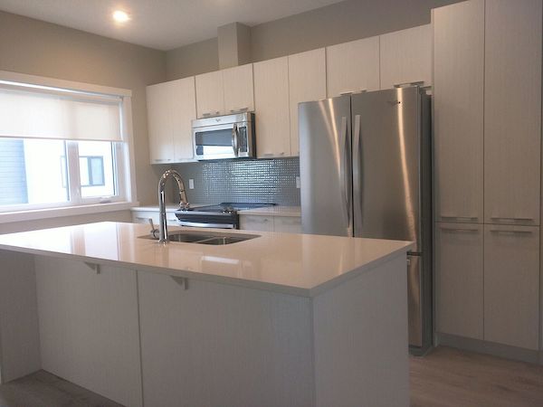 Calgary 3 bedrooms Townhouse for rent. Property photo: 416693-3