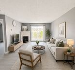 TOP FLOOR 2 Bed / 2 Bath in Somerset — Bright, Spacious & All Utilities Included