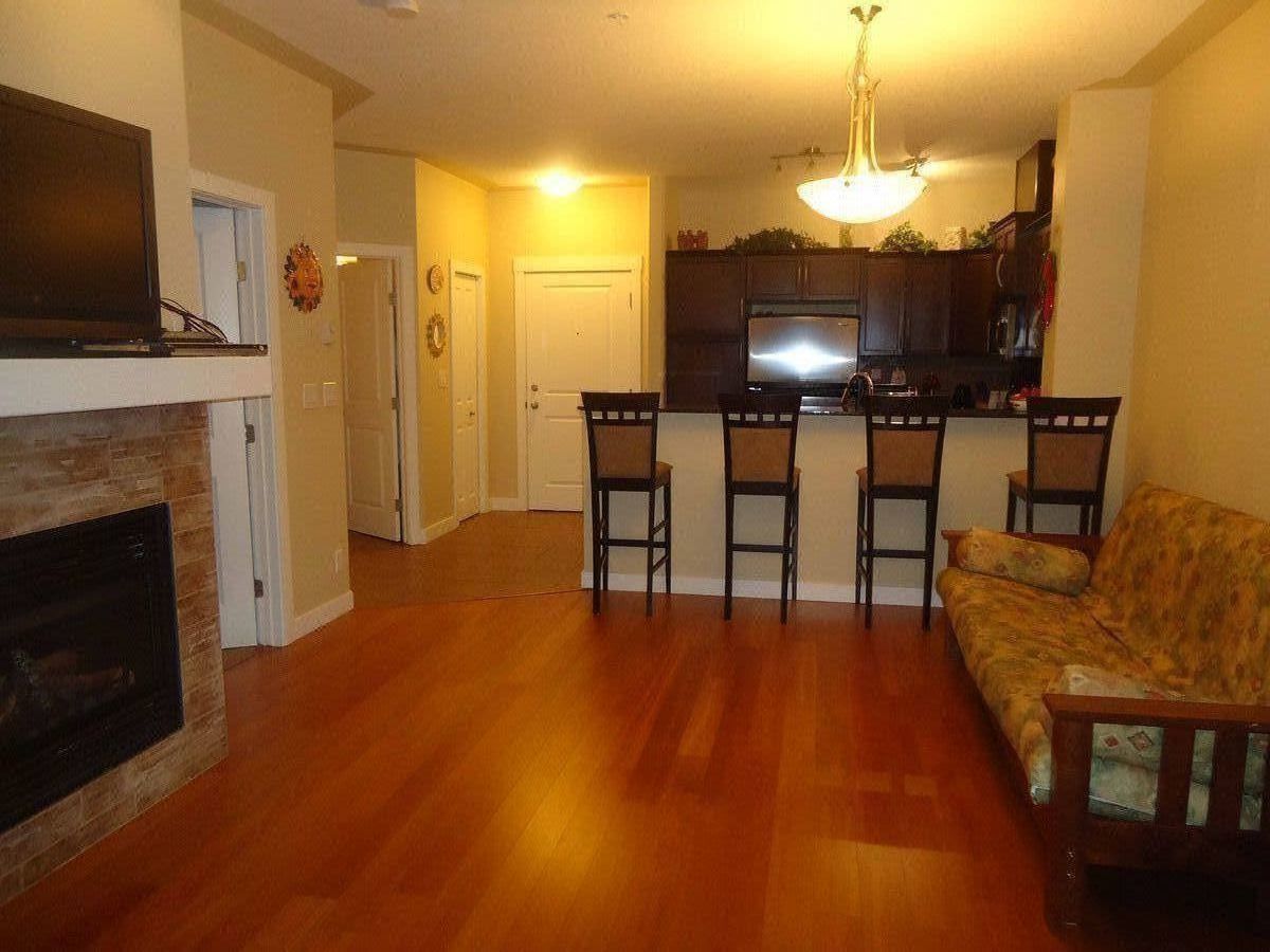 Calgary 1 bedroom Condo Unit for rent. Property photo: 41745-1