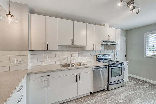 Calgary 2 bedrooms Main Floor for rent. Property photo: 418029-2