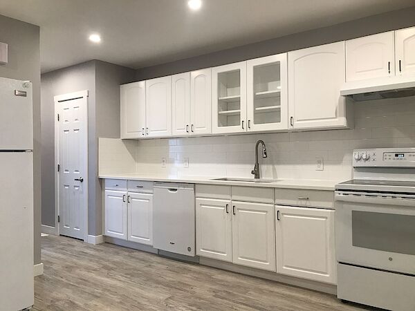 Trendy Marda Loop - Cozy 2 bedroom suite