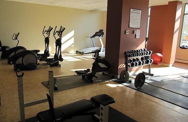 Calgary 1 bedroom Condo Unit for rent. Property photo: 418416-3