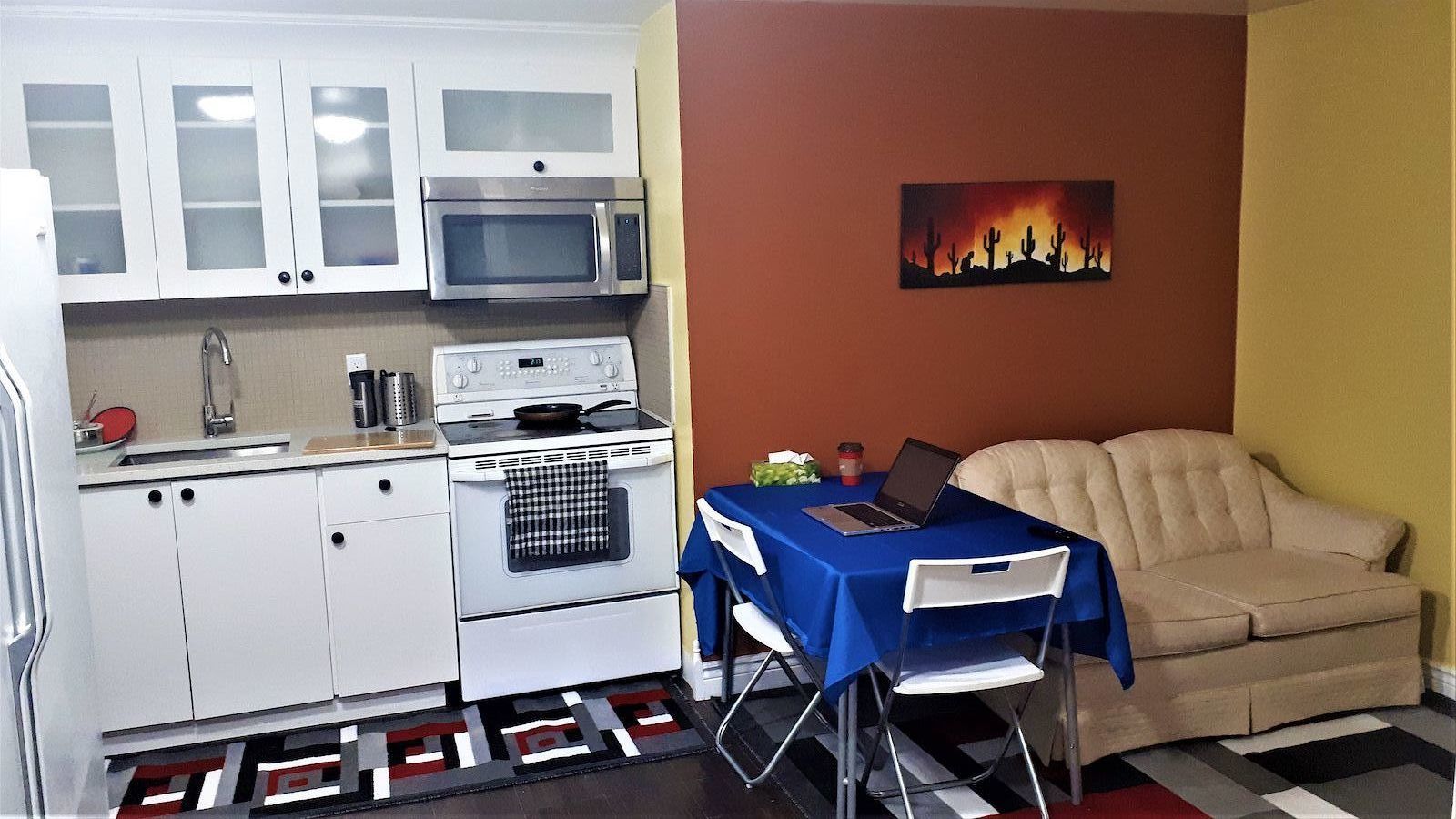 Calgary 3 bedrooms Basement for rent. Property photo: 418488-1
