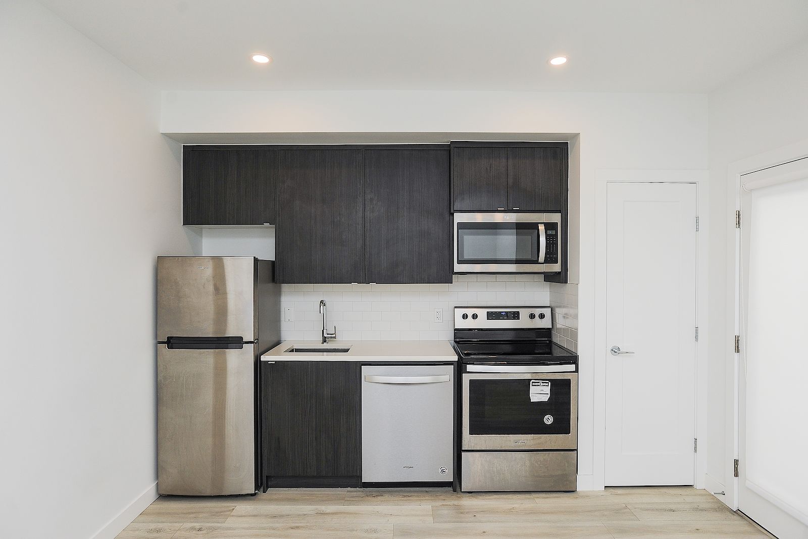 Calgary 1 bedroom Basement for rent. Property photo: 420348-1
