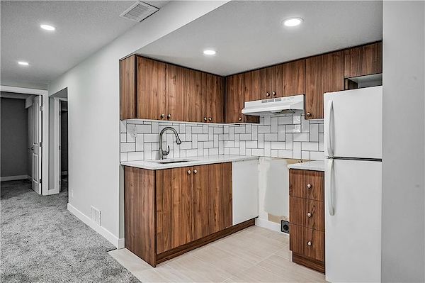 Calgary 2 bedrooms Basement for rent. Property photo: 421262-3