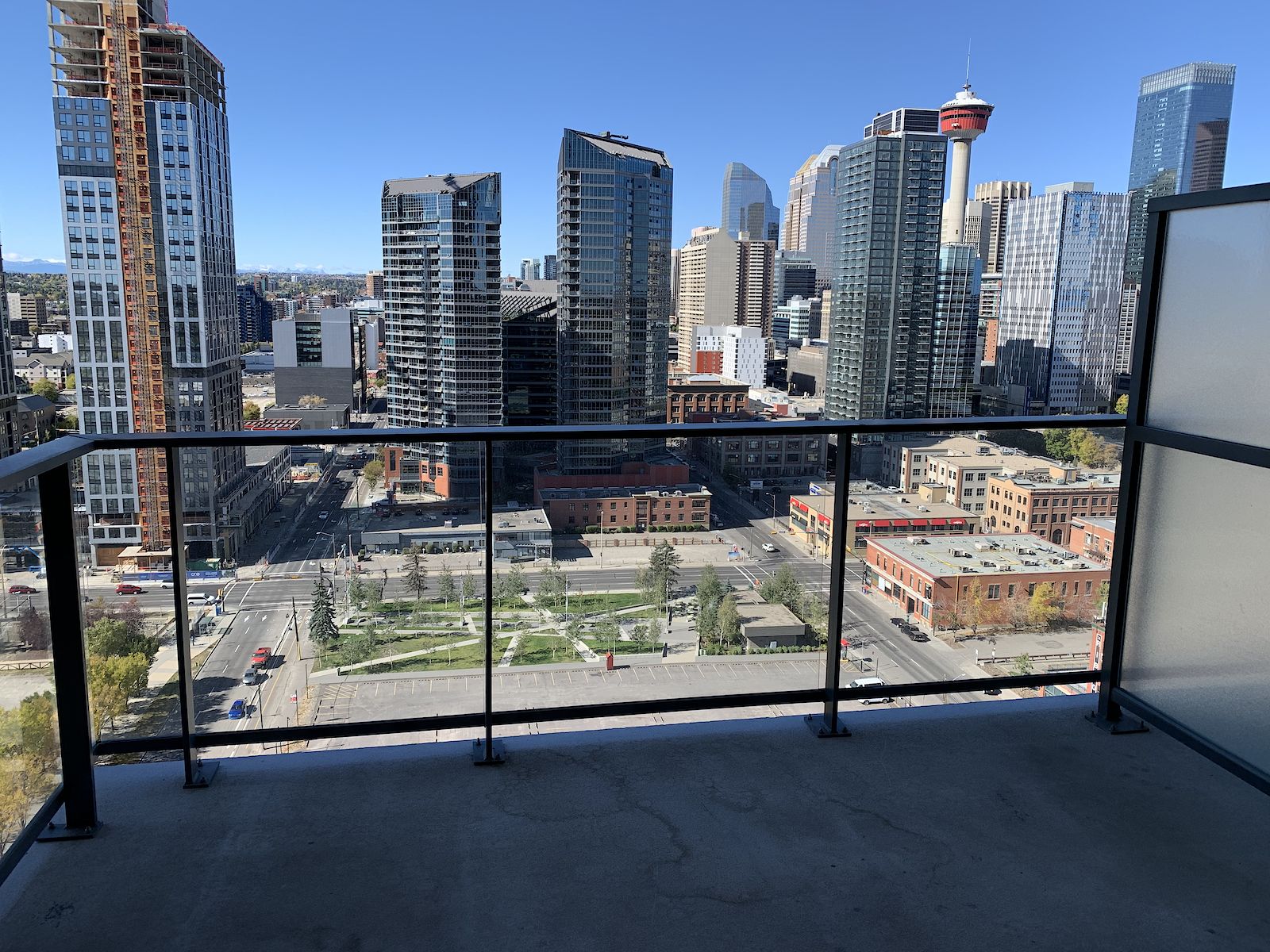 Calgary 1 bedroom Condo Unit for rent. Property photo: 426512-1