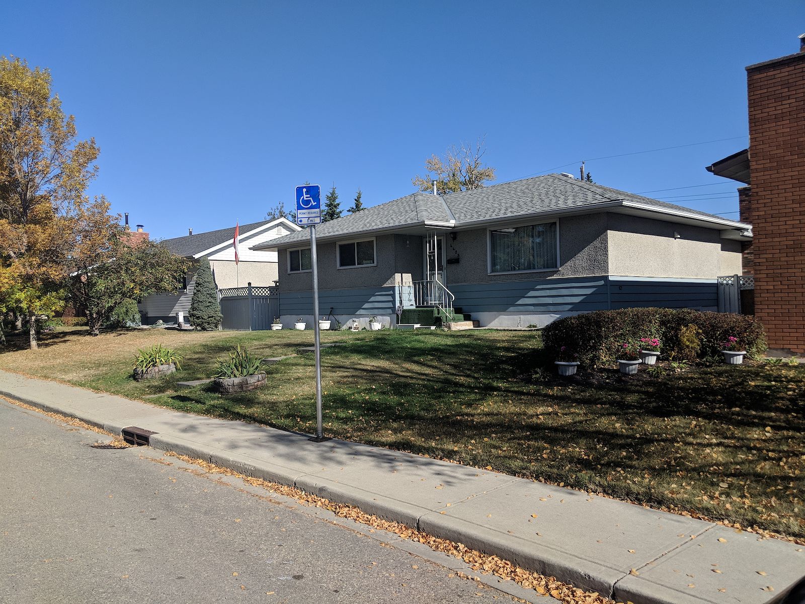 Calgary 2 bedrooms Basement for rent. Property photo: 427190-1