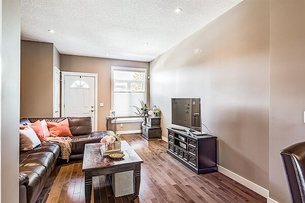 Calgary 3 bedrooms Townhouse for rent. Property photo: 431682-3