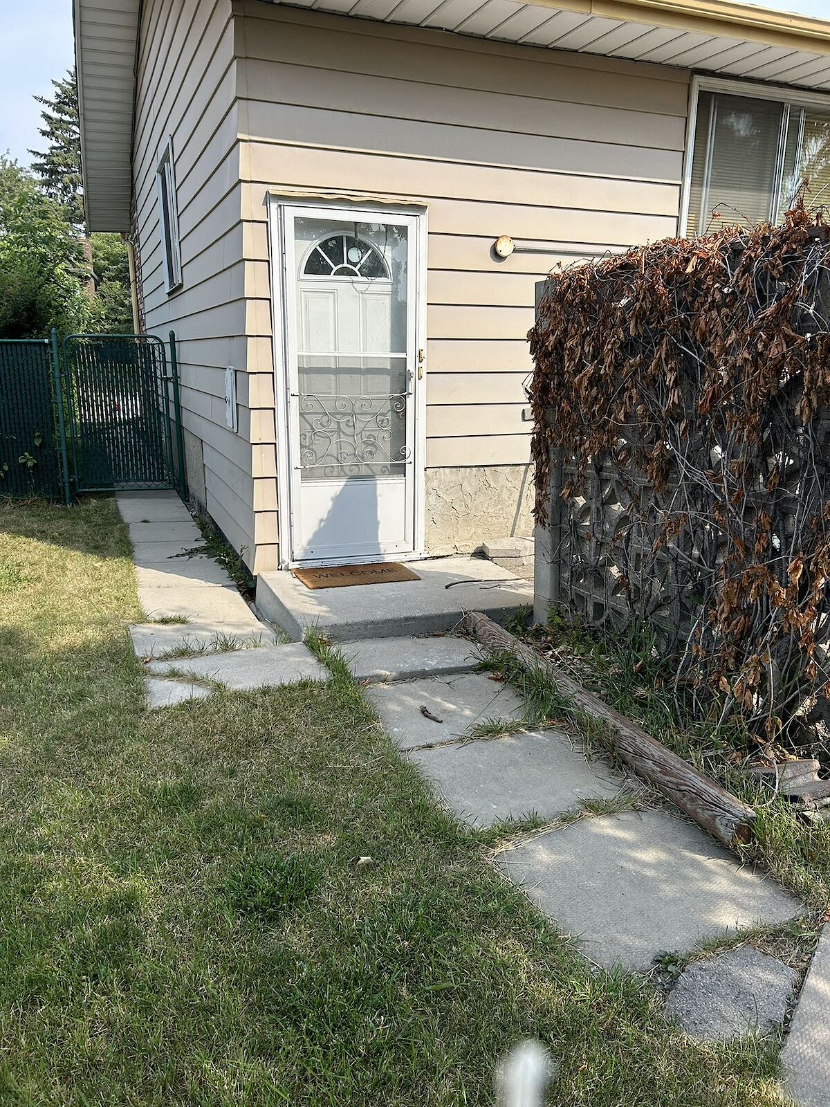 Calgary 2 bedrooms Basement for rent. Property photo: 432818-1