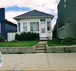 updated 2 bedroom bungalow character house with garage