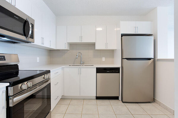 Calgary 1 bedrooms Apartment for rent. Property photo: 433935-2
