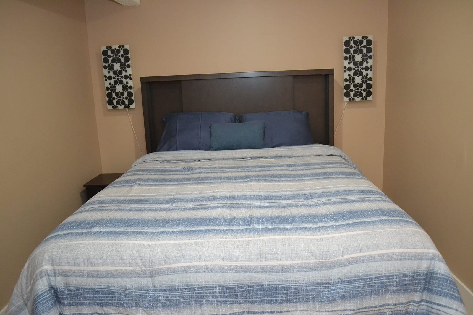 Calgary 1 bedroom Room For Rent for rent. Property photo: 437254-1