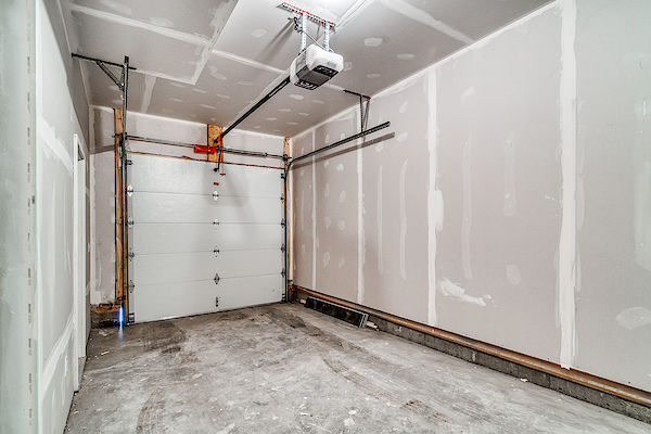 Calgary 2 + Den bedrooms Townhouse for rent. Property photo: 439257-2