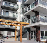 2 beds/2 BATHS Luxurious CONDO