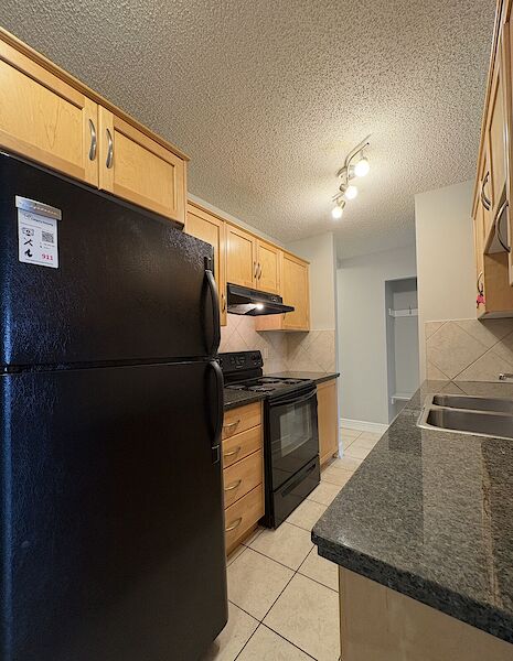 Calgary 1 bedroom Apartment for rent. Property photo: 440040-3