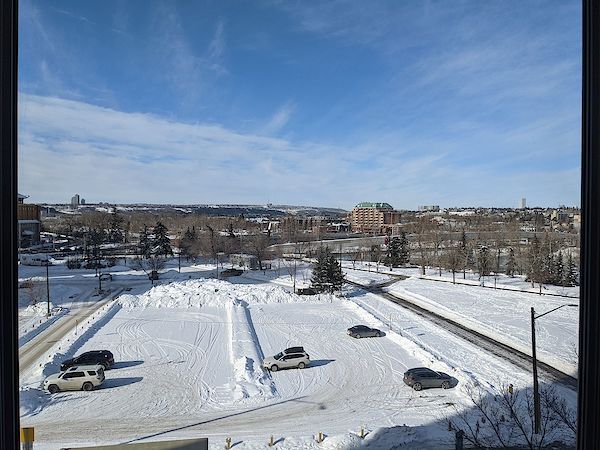 Calgary 1 bedroom Condo Unit for rent. Property photo: 441743-3