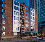 Downtown 1 Bed 1 Bath With Stunning River View!