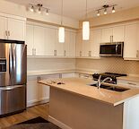 Beautiful 2bed/2 bath Apartment at Regatta in Auburn bay