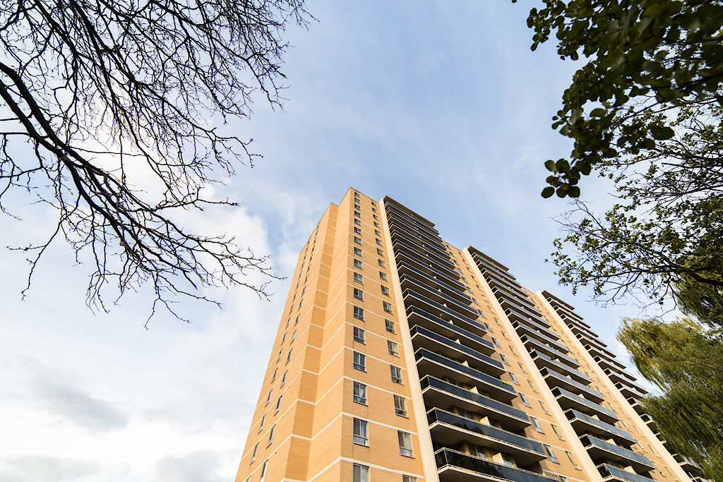 Toronto 2 bedrooms Apartment for rent. Property photo: 443345-1