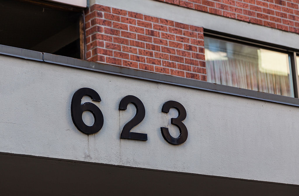 Toronto 2 bedrooms Apartment for rent. Property photo: 443352-1