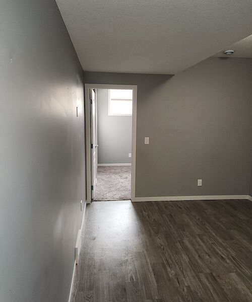 Calgary 2 bedrooms Basement for rent. Property photo: 443382-2