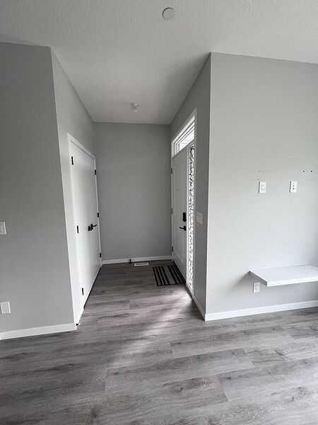 Calgary 3 bedrooms House for rent. Property photo: 444135-2