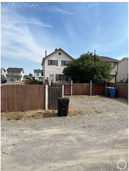 Calgary 3 bedrooms House for rent. Property photo: 44466-3