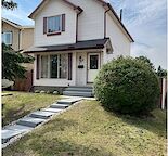 Clean well kept 2 story house for rent in quiet location