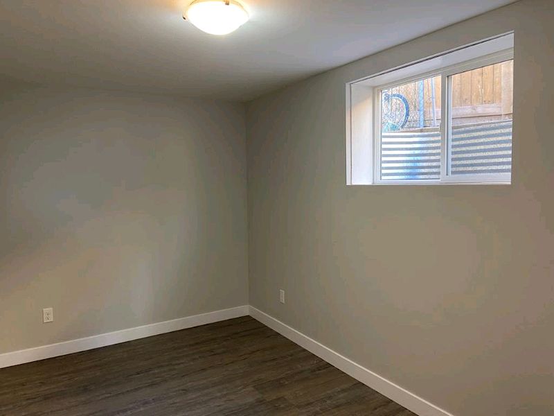 Calgary 1 + Den bedrooms Basement for rent. Property photo: 444690-1