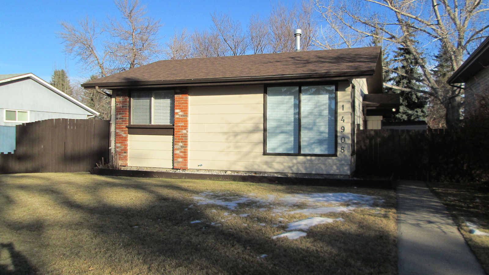 Calgary 3 bedrooms House for rent. Property photo: 44501-1
