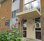 ONE BEDROOM, CORNER SUITE, CLOSE TO 17th AVE & 8th STREET SW