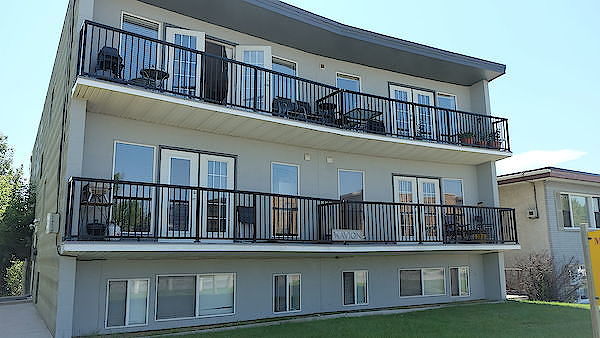 Calgary 1 bedroom Condo Unit for rent. Property photo: 445328-2