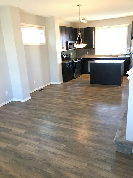Calgary 2 bedrooms Duplex for rent. Property photo: 445552-2