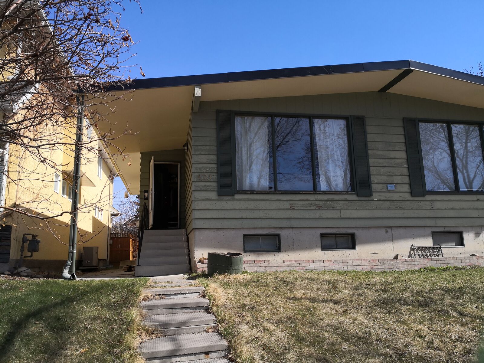 Calgary 2 bedrooms Duplex for rent. Property photo: 445811-1