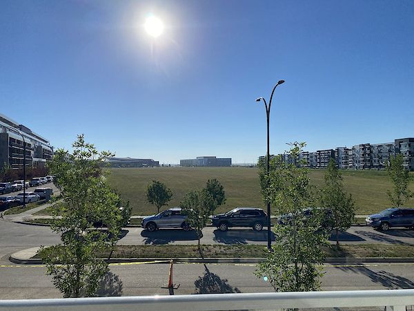 Calgary 2 bedrooms Condo Unit for rent. Property photo: 447187-3