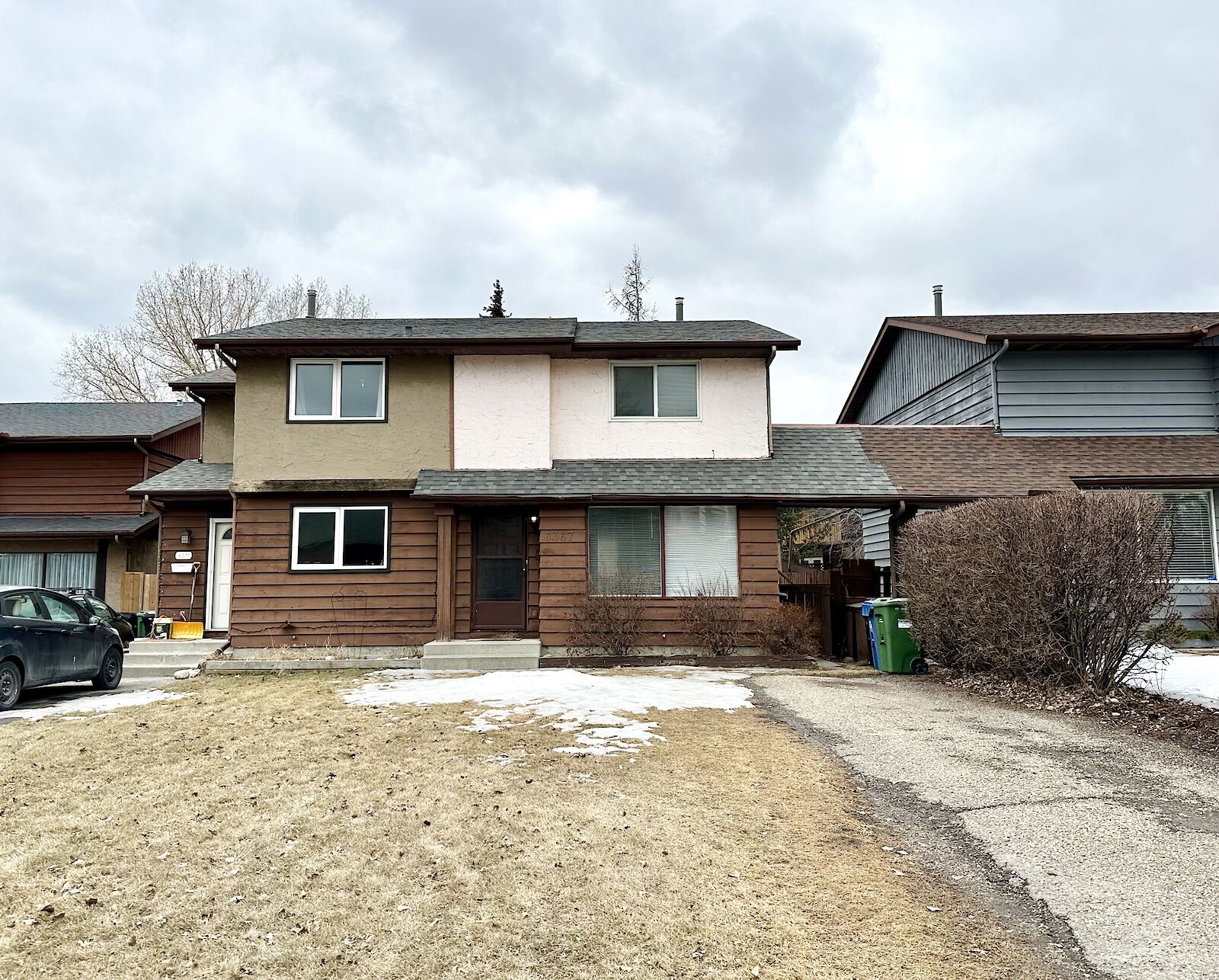 Calgary 3 bedrooms Duplex for rent. Property photo: 448401-1