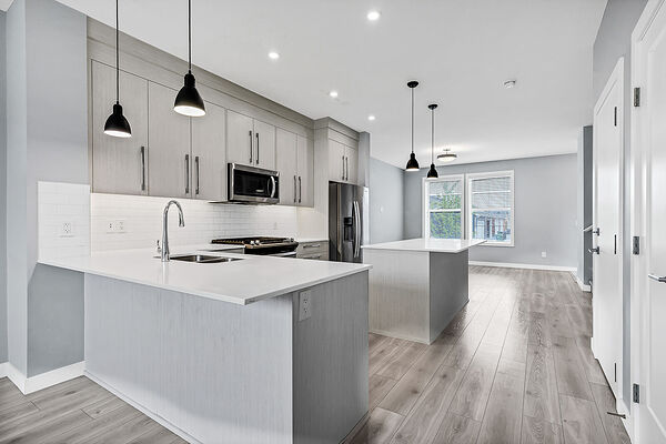 Calgary 3 bedrooms Duplex for rent. Property photo: 448665-2