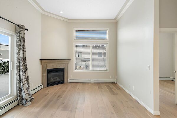 Calgary 2 bedrooms Condo Unit for rent. Property photo: 449525-2