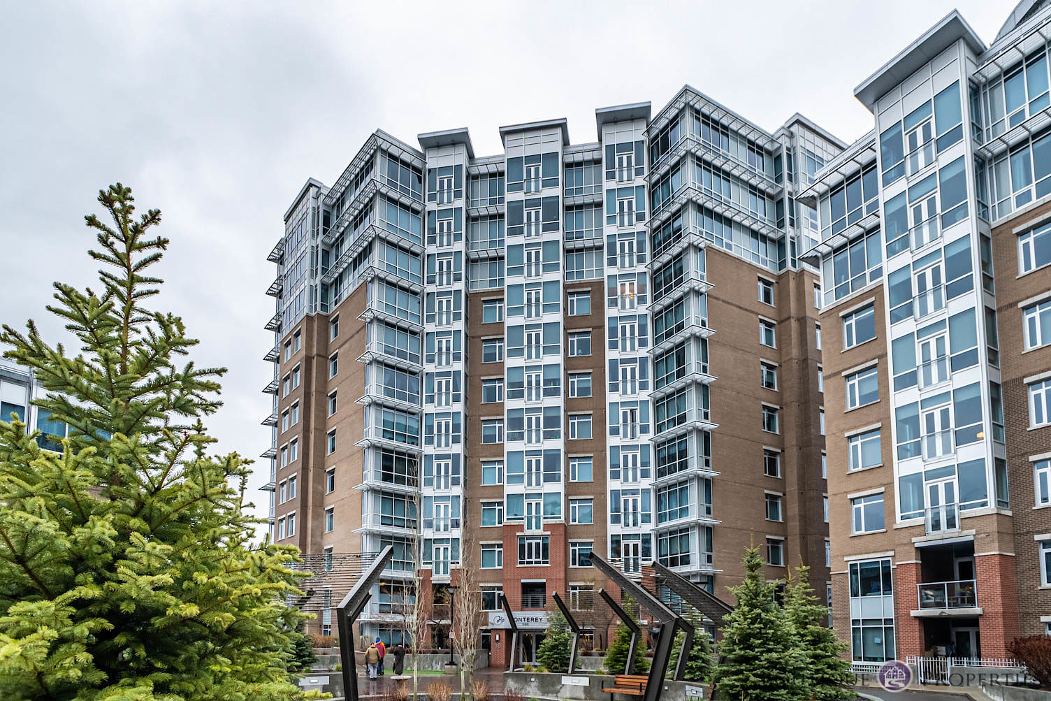 Calgary 2 bedrooms Condo Unit for rent. Property photo: 449699-1