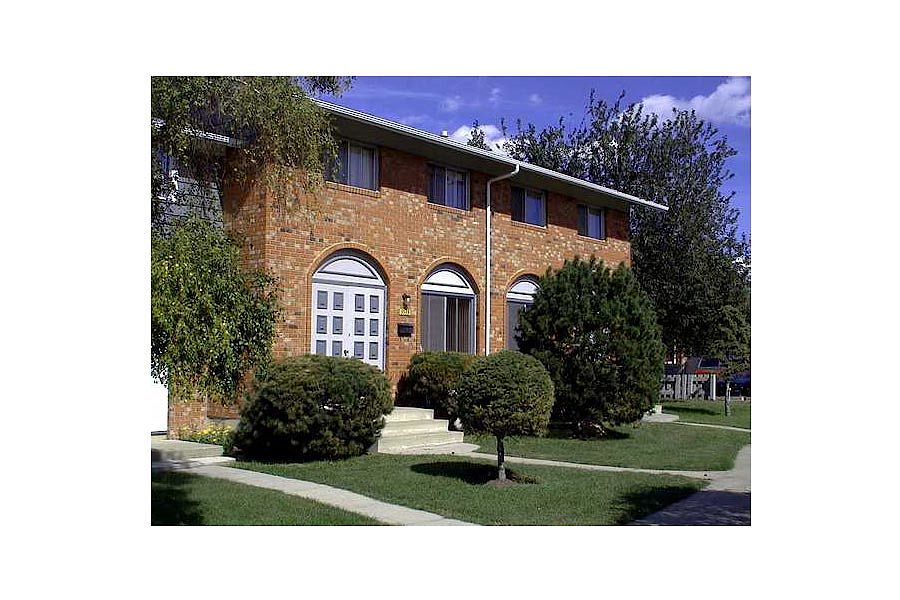 Edmonton 2 bedrooms Townhouse for rent. Property photo: 450156-1