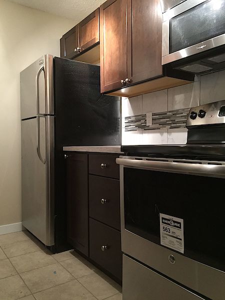 Calgary 2 bedrooms Condo Unit for rent. Property photo: 451184-3