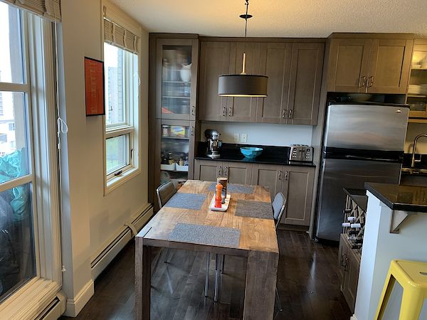 Calgary 2 bedrooms Condo Unit for rent. Property photo: 452450-3