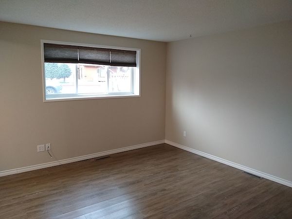 Calgary 2 + Den bedrooms Basement for rent. Property photo: 452772-3