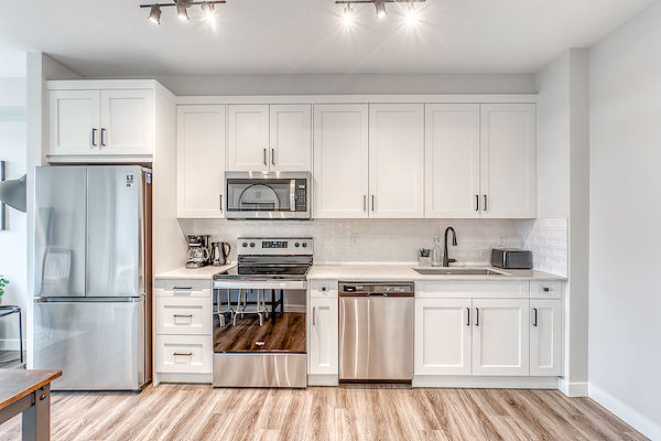 Calgary 1 bedroom Condo Unit for rent. Property photo: 452832-2