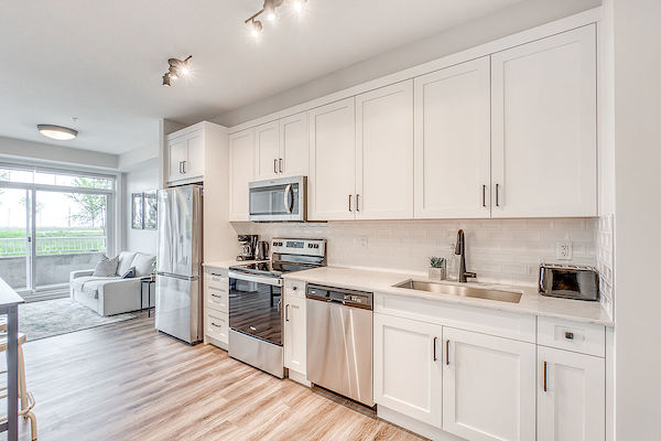 Calgary 1 bedroom Condo Unit for rent. Property photo: 452832-3