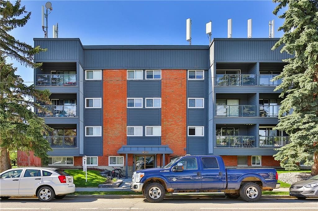 Calgary 2 bedrooms Condo Unit for rent. Property photo: 453523-1