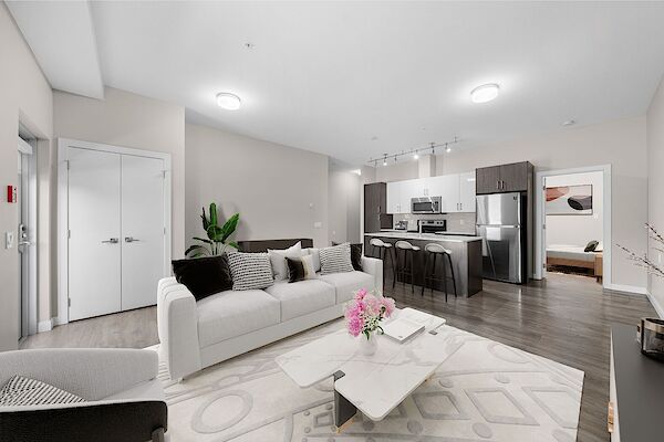 Calgary 3 bedrooms Apartment for rent. Property photo: 453887-2