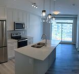 LAKE ACCESS!!!!!  Come live in this fantastic Condo!
